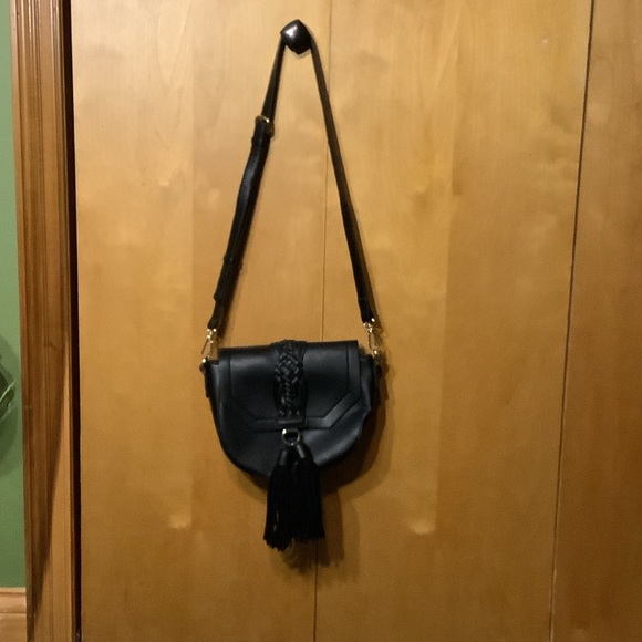 Moda Luxe black leather purse with braid and tassels, EUC - Picture 2 of 8